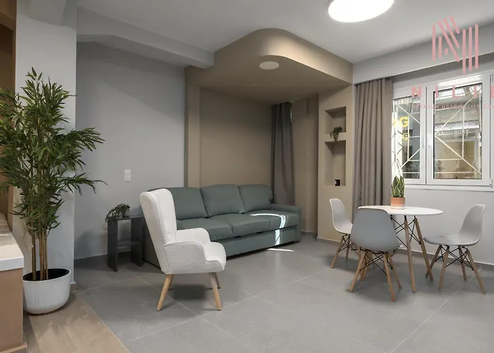 Paradis, Nilie Hospitality Mgmt Daire